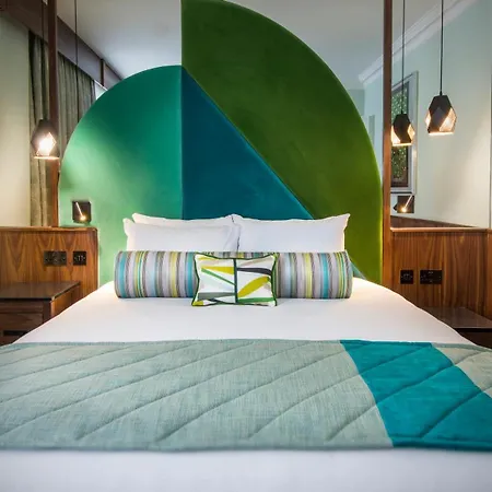 Arthaus Hotel-3